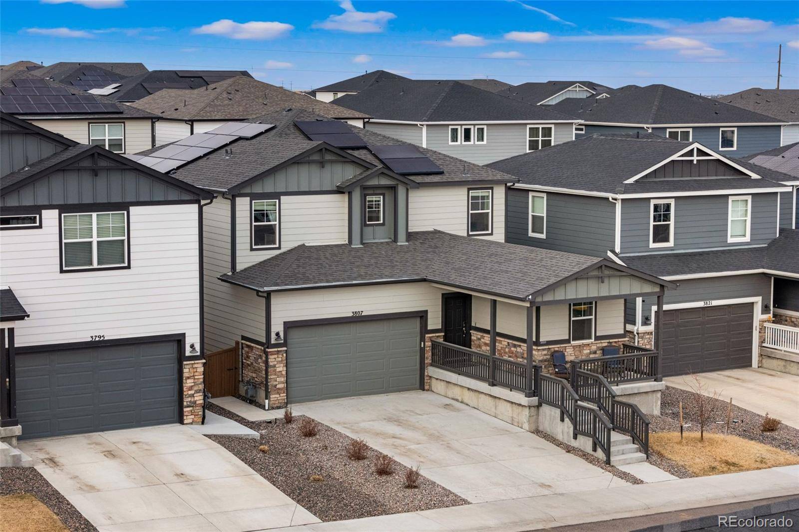 3807 Red Valley LN, Castle Rock, CO 80104