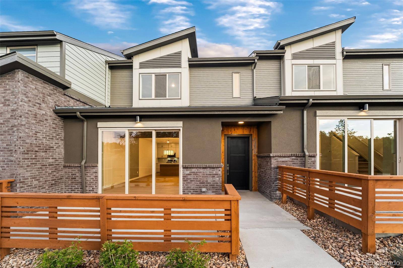 12281 W 58th CT, Arvada, CO 80004