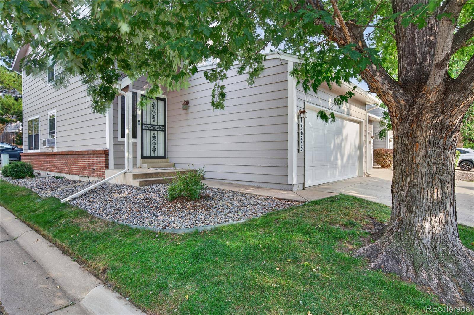 13923 E Oxford PL, Aurora, CO 80014
