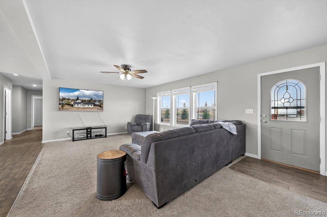 736 Indiana AVE, Limon, CO 80828