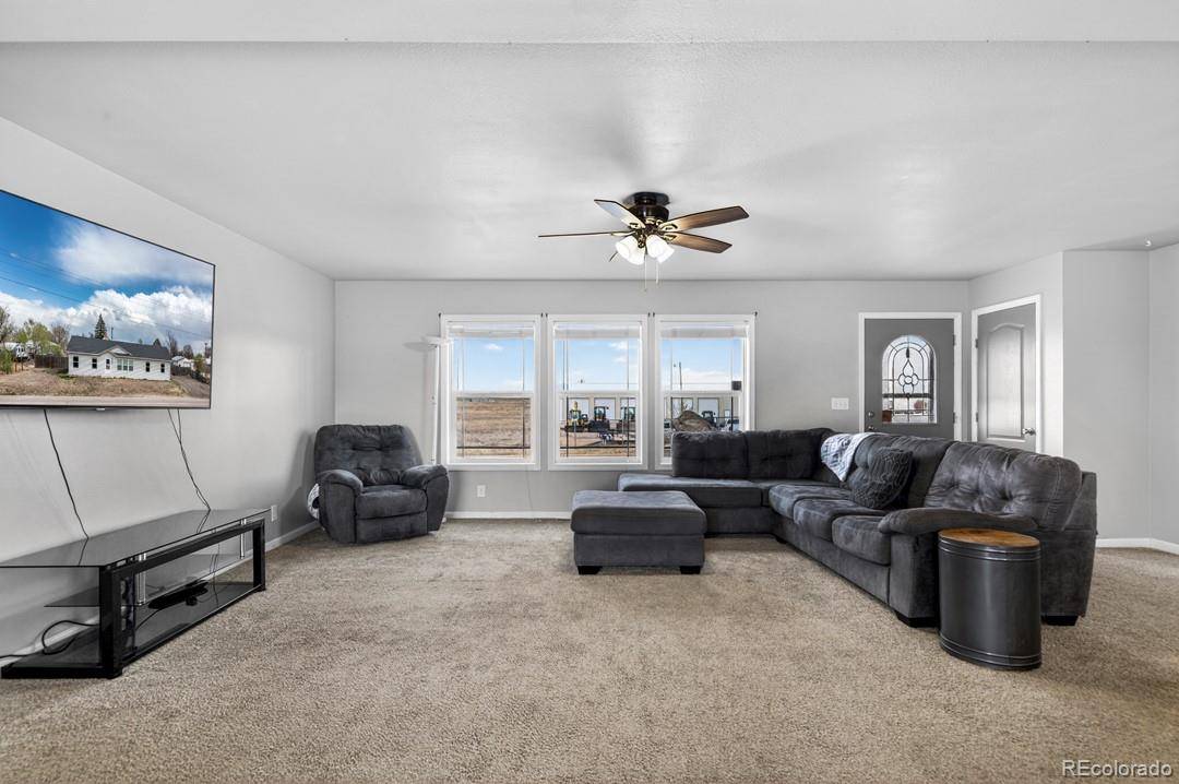 736 Indiana AVE, Limon, CO 80828
