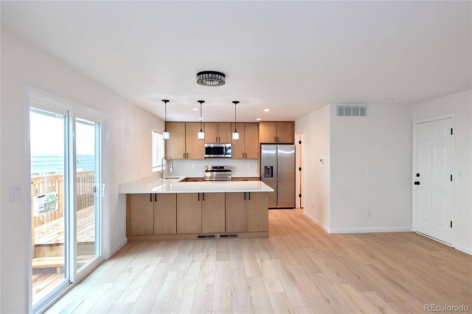 8496 Lipan ST, Denver, CO 80260