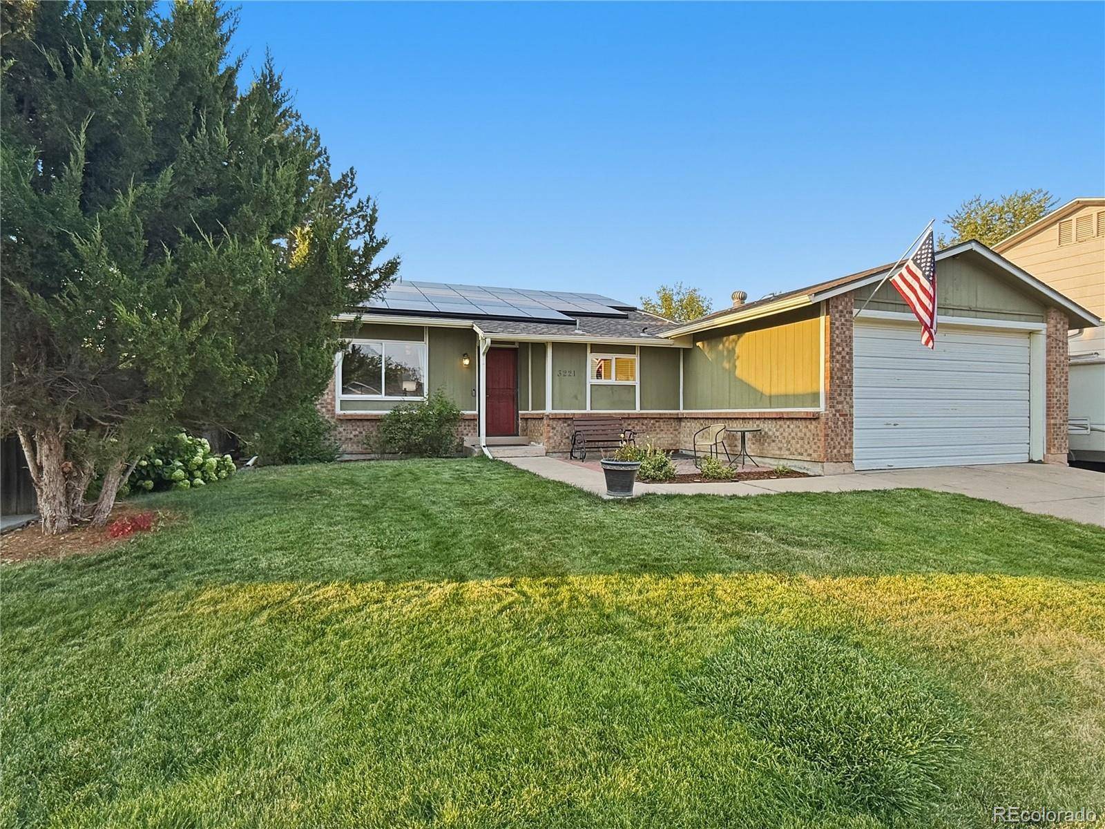 3221 Queen CT, Broomfield, CO 80020