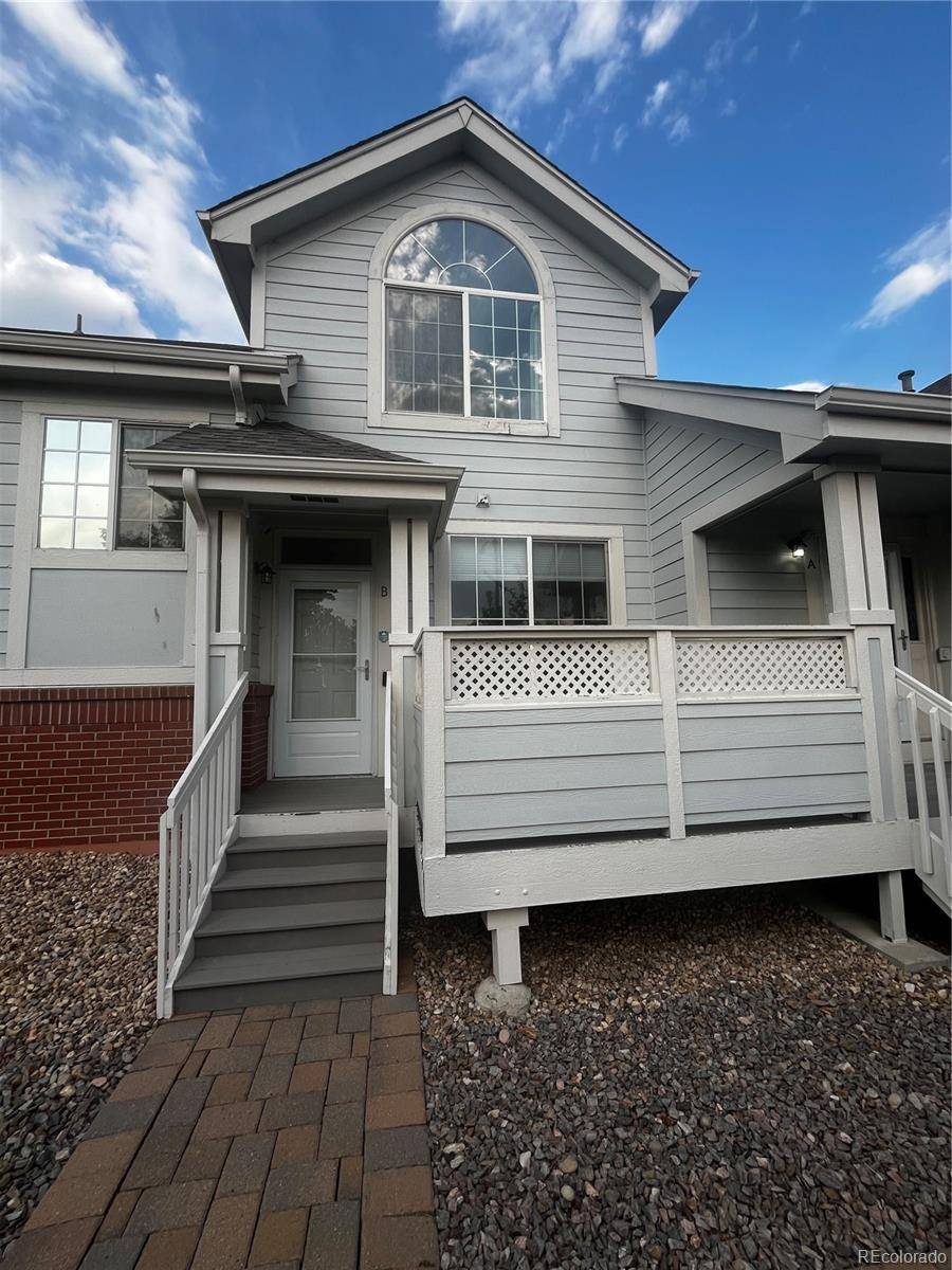 16901 E Warren PL #B, Aurora, CO 80013