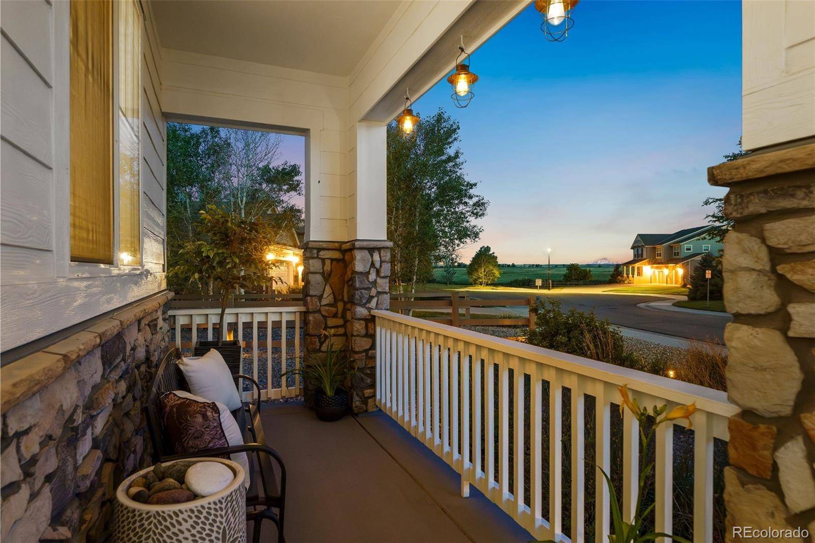 784 Ellsworth CT, Castle Rock, CO 80104