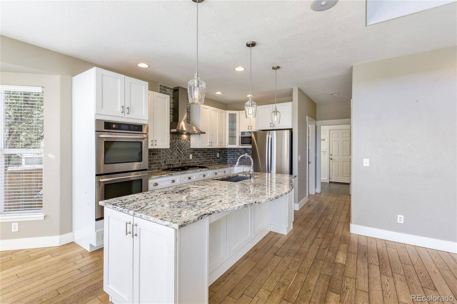 1698 Peridot LN, Castle Rock, CO 80108