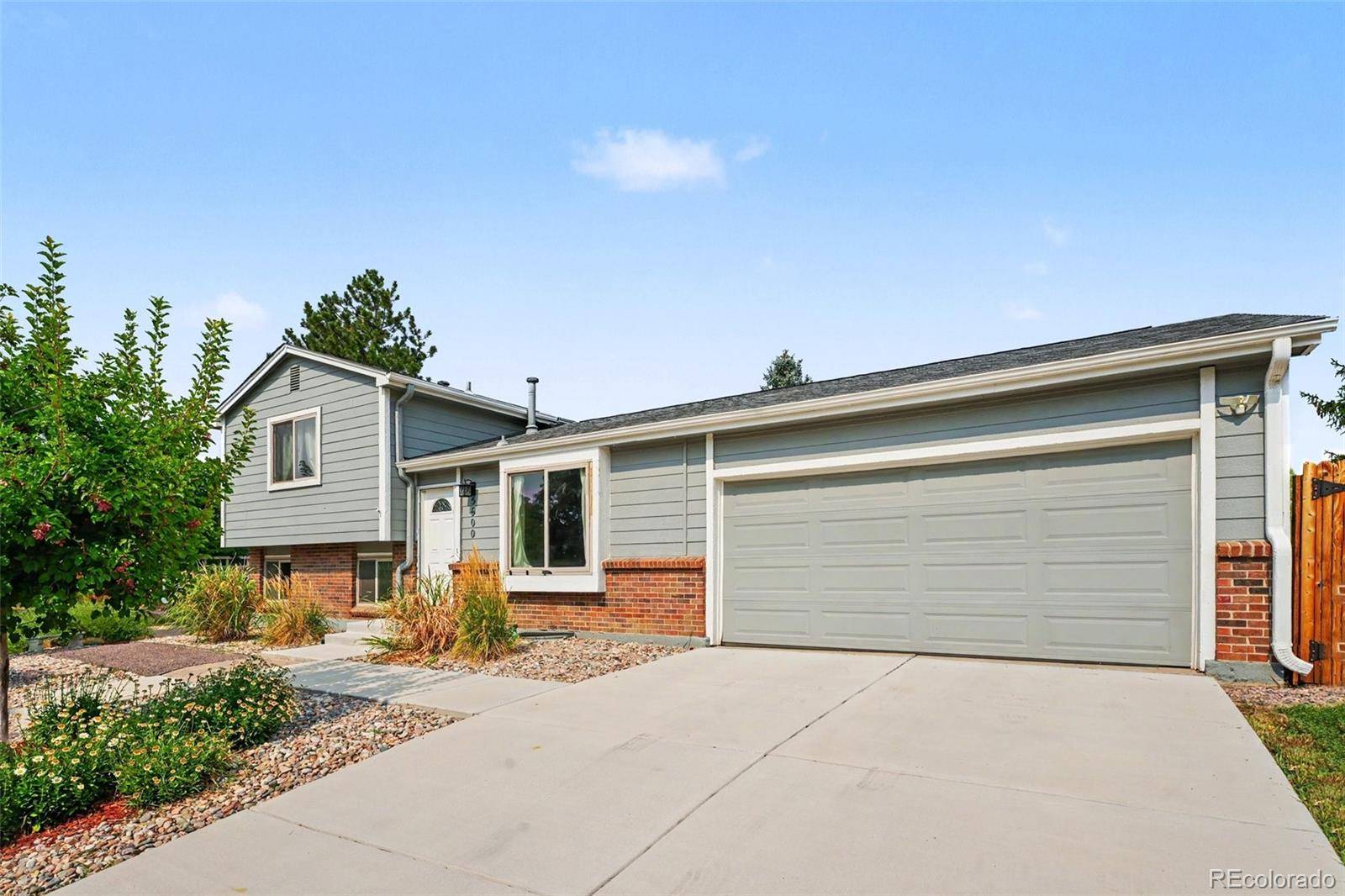 5600 S Queen ST, Littleton, CO 80127
