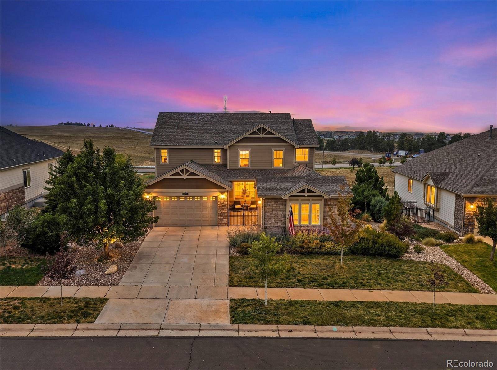 8247 S Country Club Pkwy, Aurora, CO 80016
