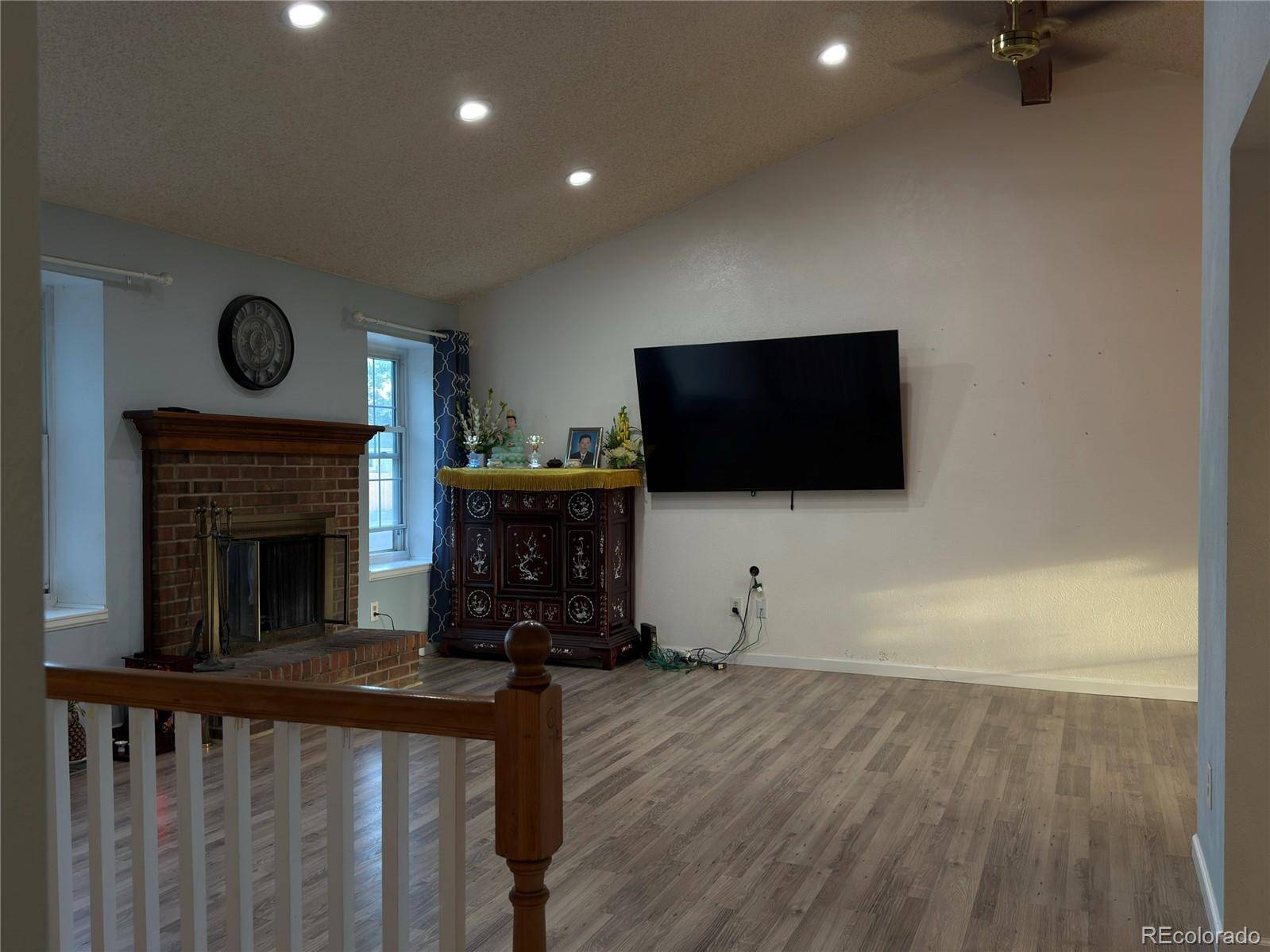 5695 S Routt ST, Littleton, CO 80127