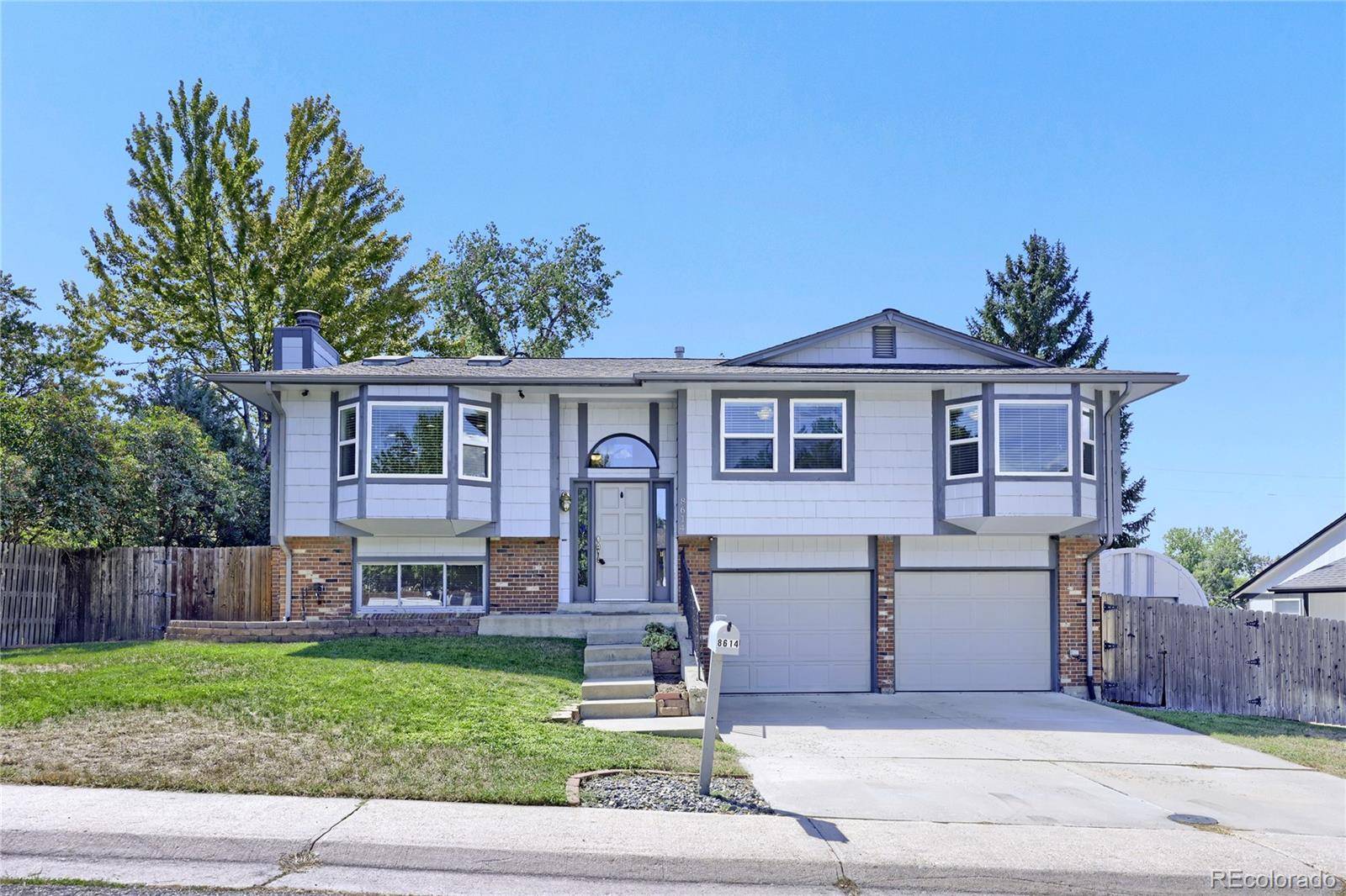 8614 W 65th PL, Arvada, CO 80004