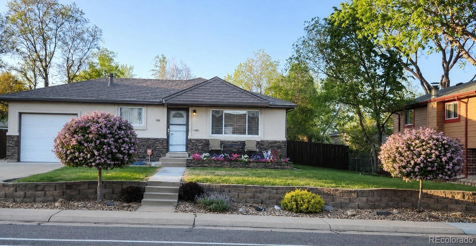 841 Phillips DR, Northglenn, CO 80233
