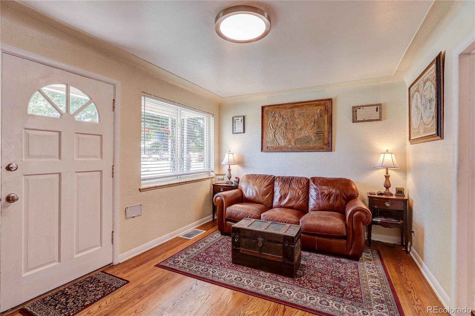 5715 E 13th AVE, Denver, CO 80220