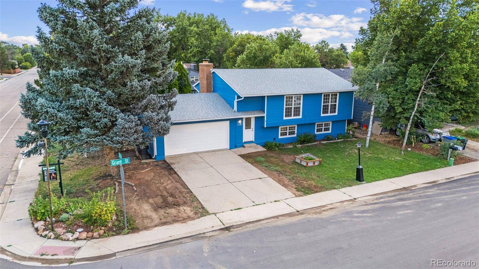 2244 Grant ST, Longmont, CO 80501