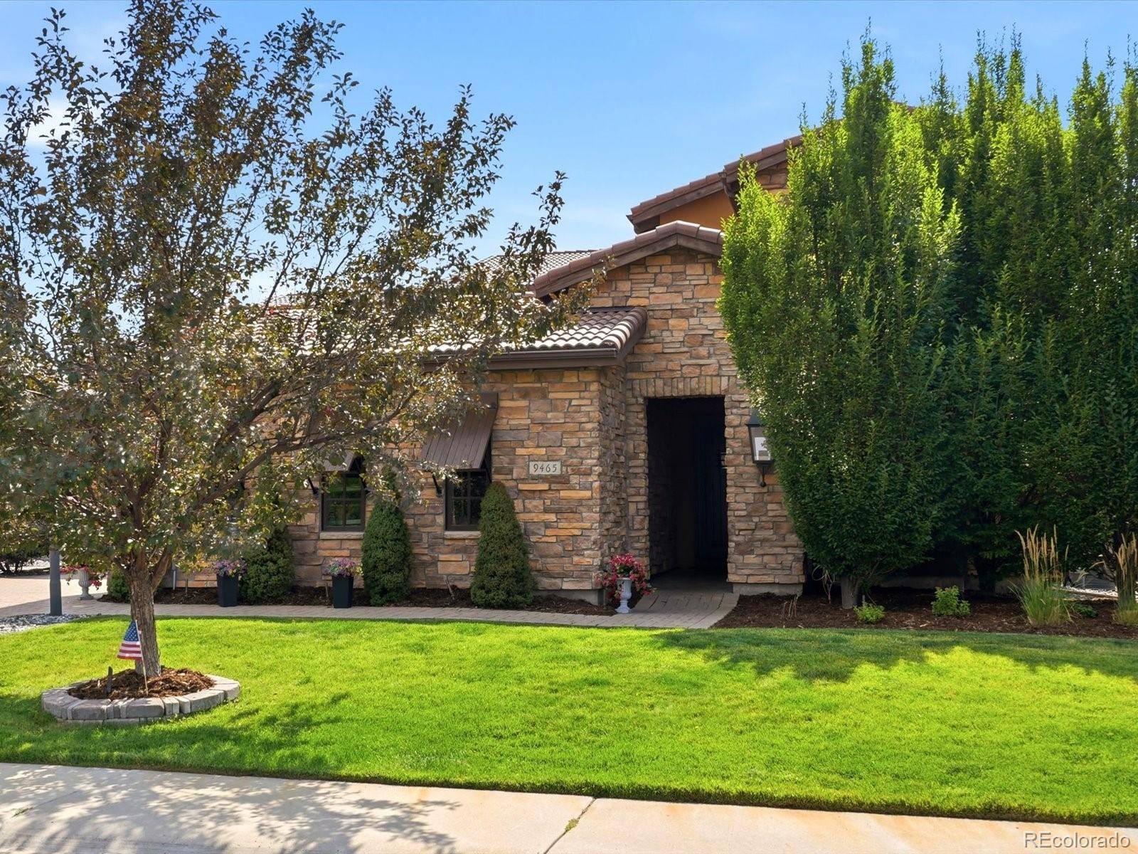 9465 Vista Hill LN, Lone Tree, CO 80124