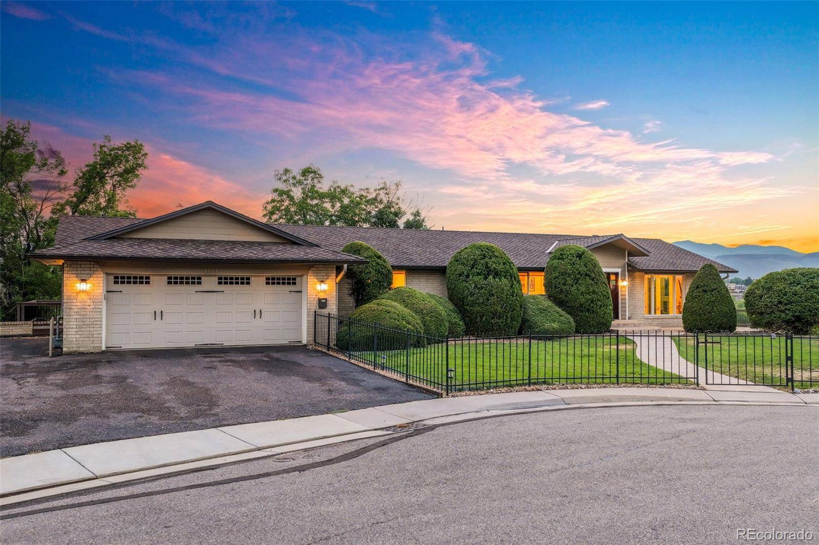 3121 Mountain Shadows DR, Wheat Ridge, CO 80215