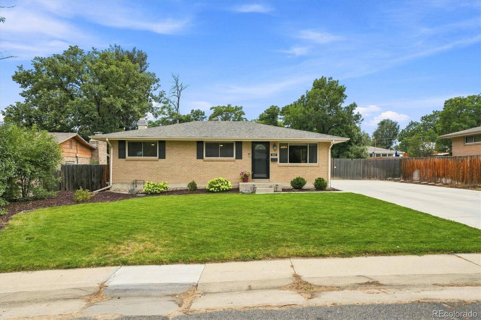 3104 W Pimlico DR, Englewood, CO 80110