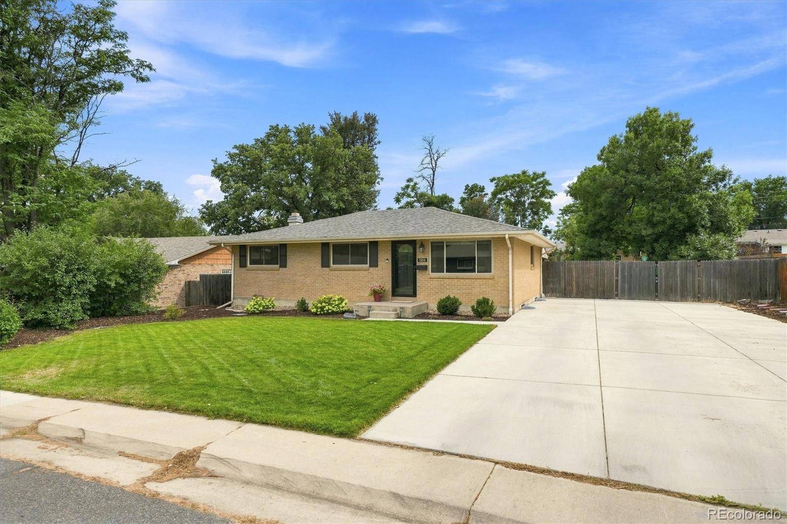 3104 W Pimlico DR, Englewood, CO 80110