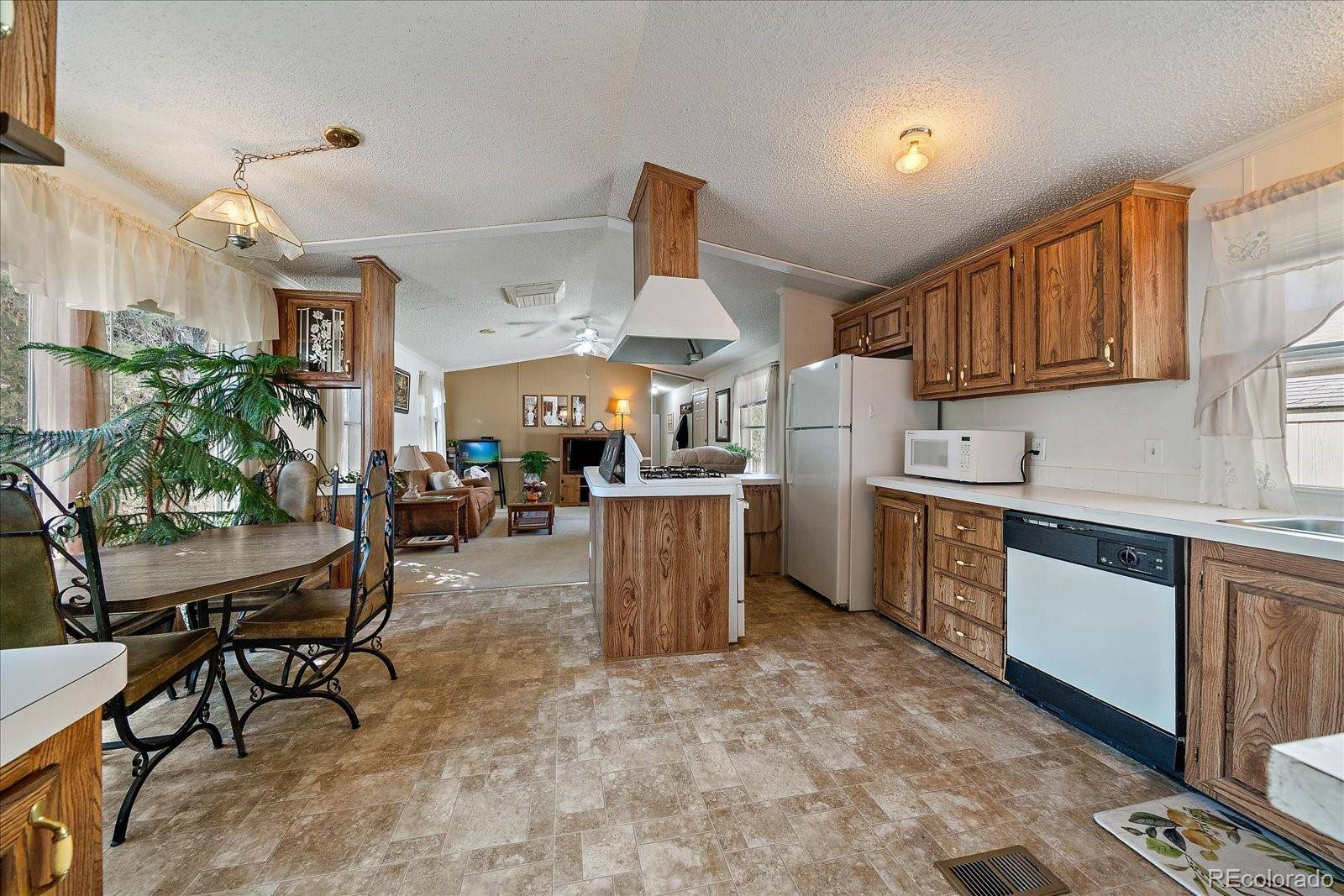 9595 Pecos ST, Thornton, CO 80260
