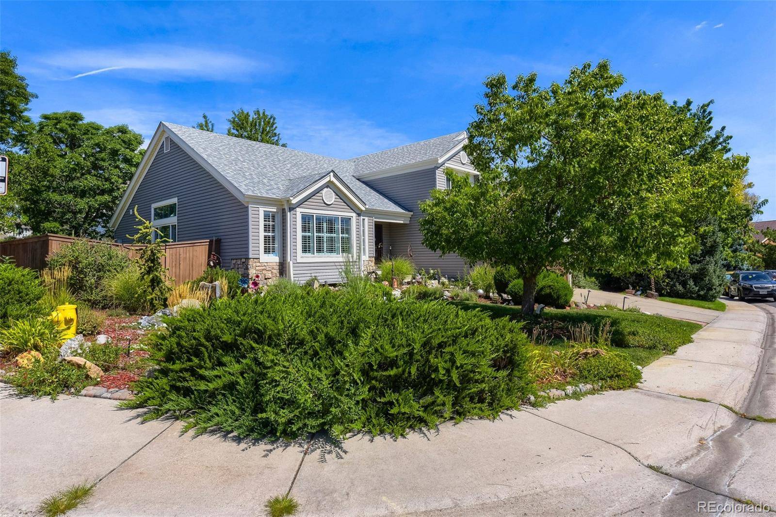9210 Sugarstone CIR, Highlands Ranch, CO 80130