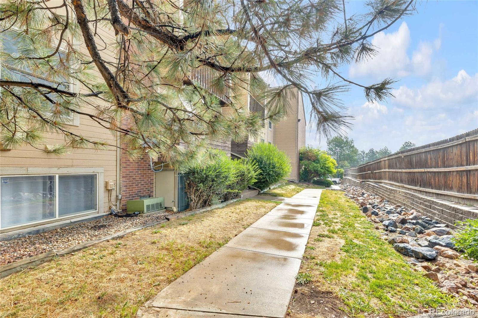 15350 E Arizona AVE #208, Aurora, CO 80017