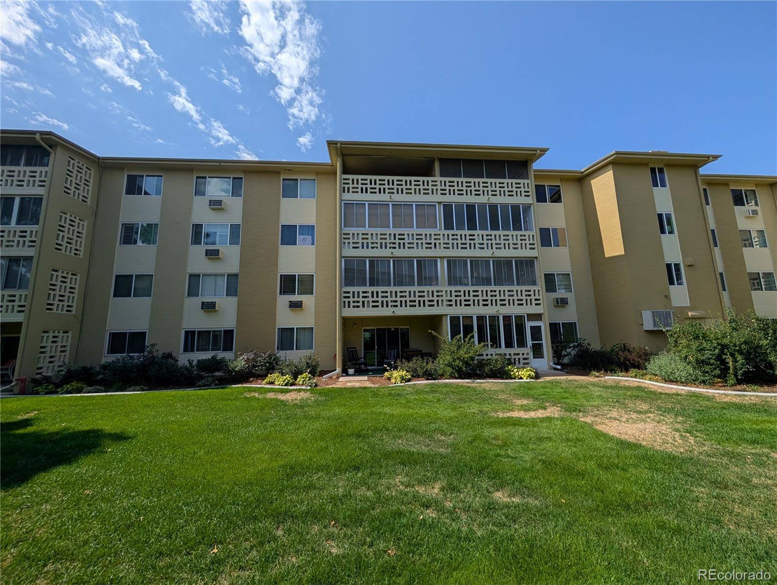 580 S Clinton ST #9B, Denver, CO 80247