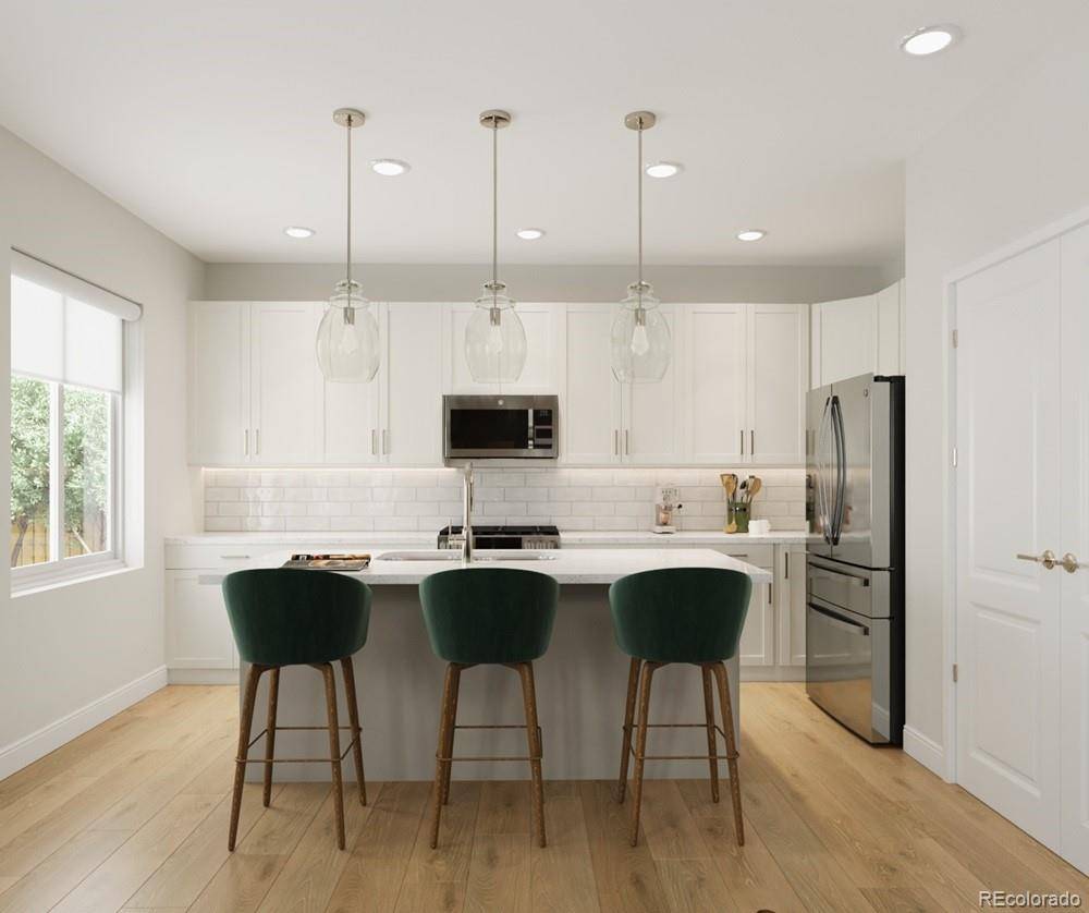 9163 Violet WAY, Arvada, CO 80007