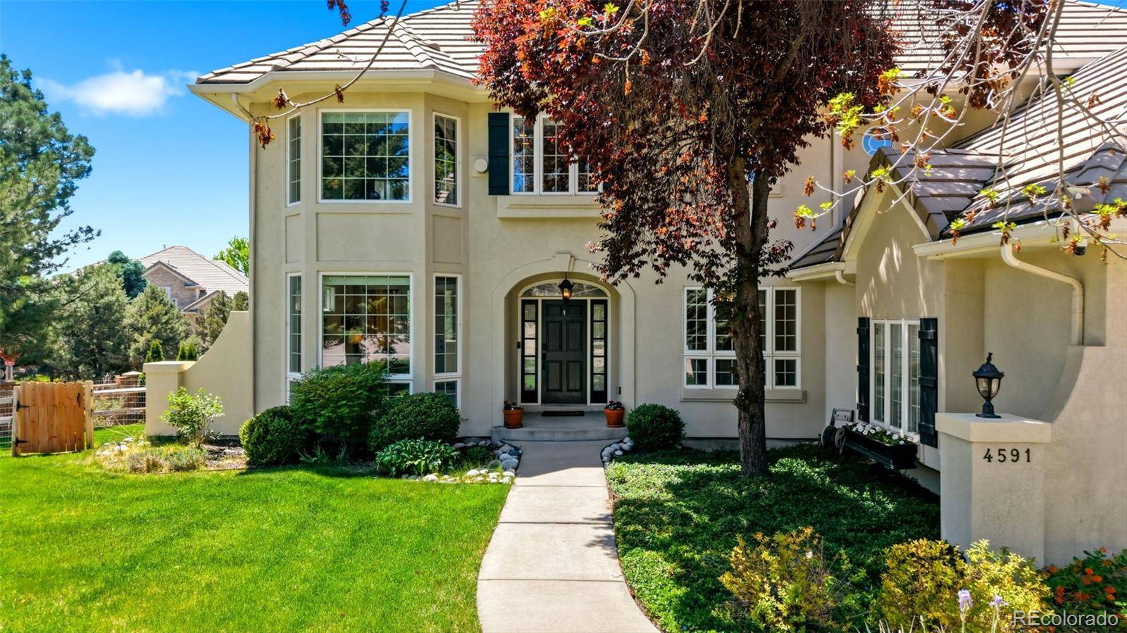 4591 Christensen CIR, Littleton, CO 80123