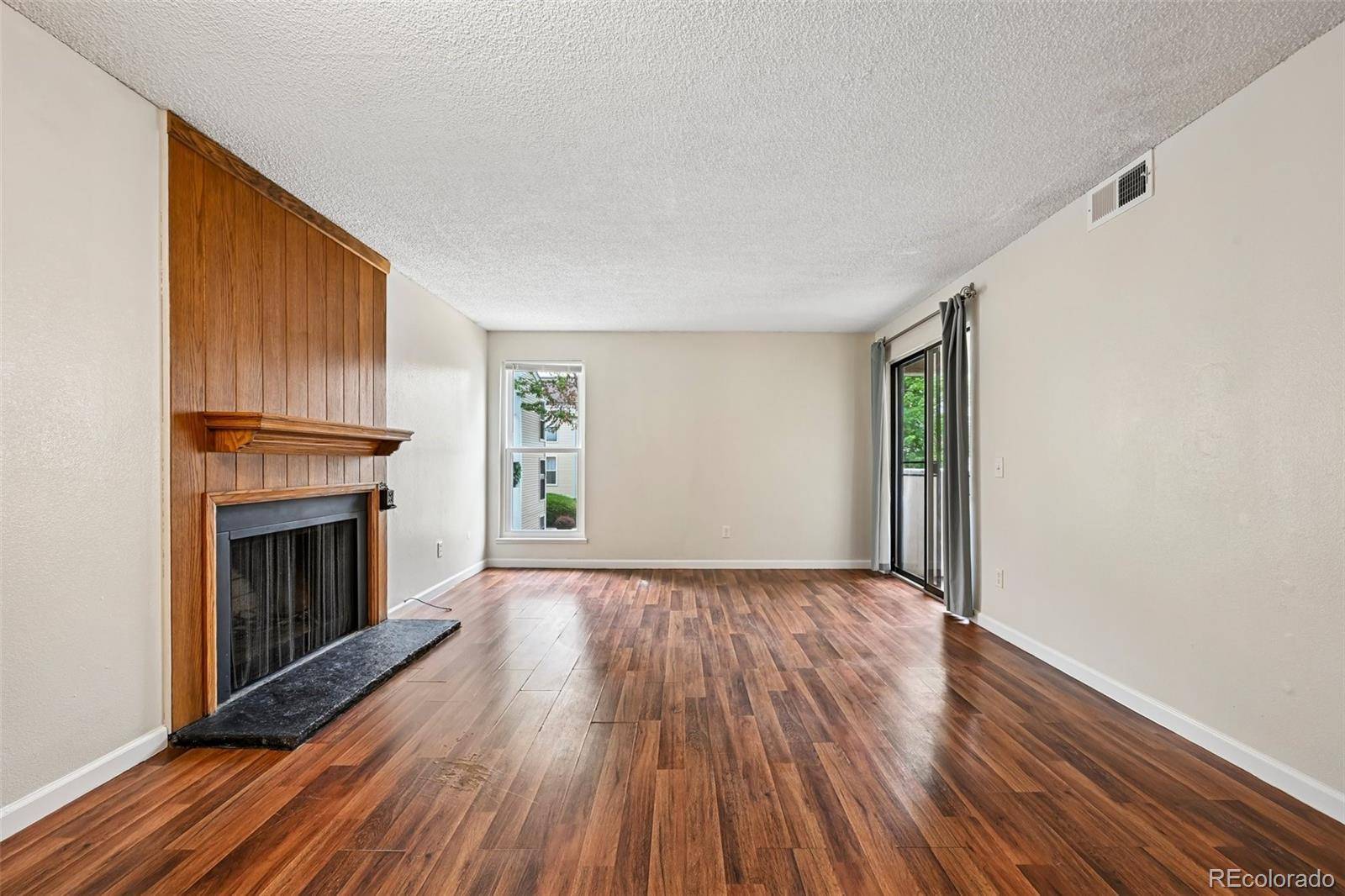 15202 E Hampden CIR #F5, Aurora, CO 80014