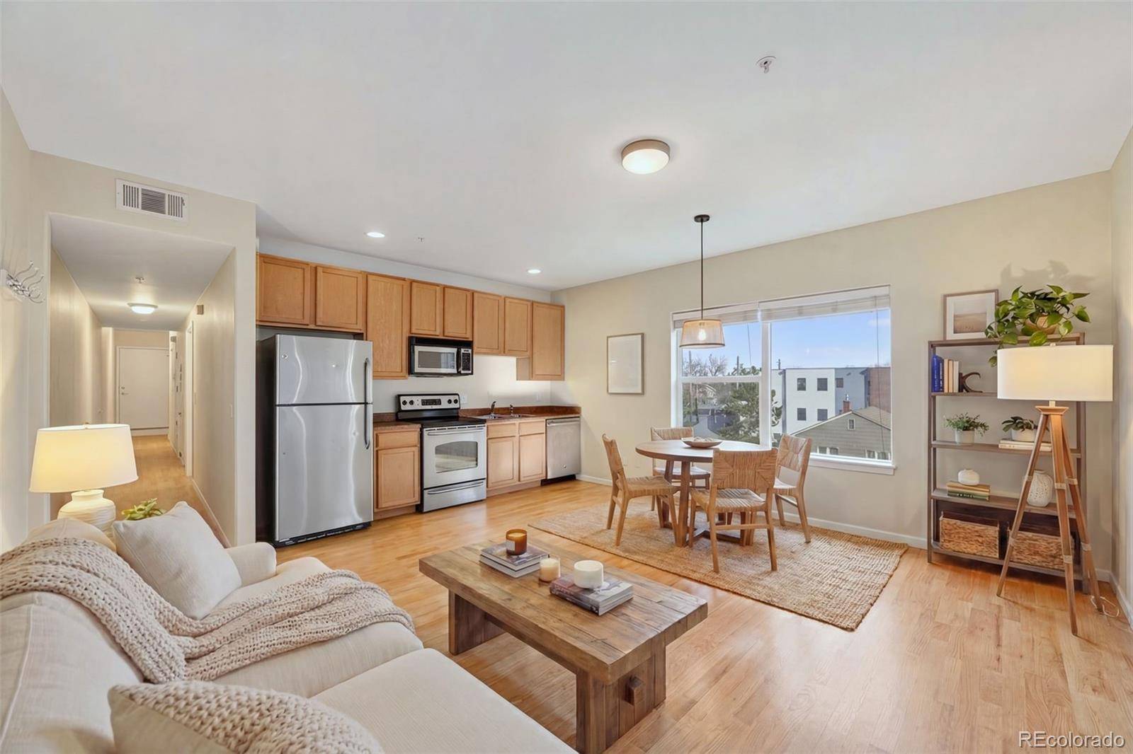 2389 S High ST #4, Denver, CO 80210