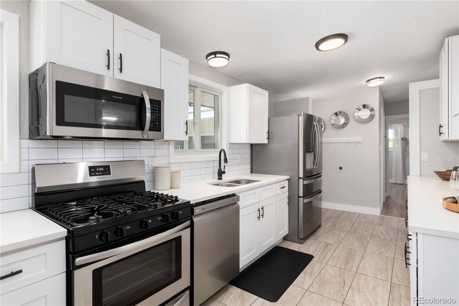 435 S Xanadu ST, Aurora, CO 80012