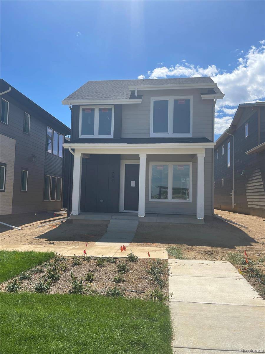 757 Carabiner DR, Erie, CO 80516