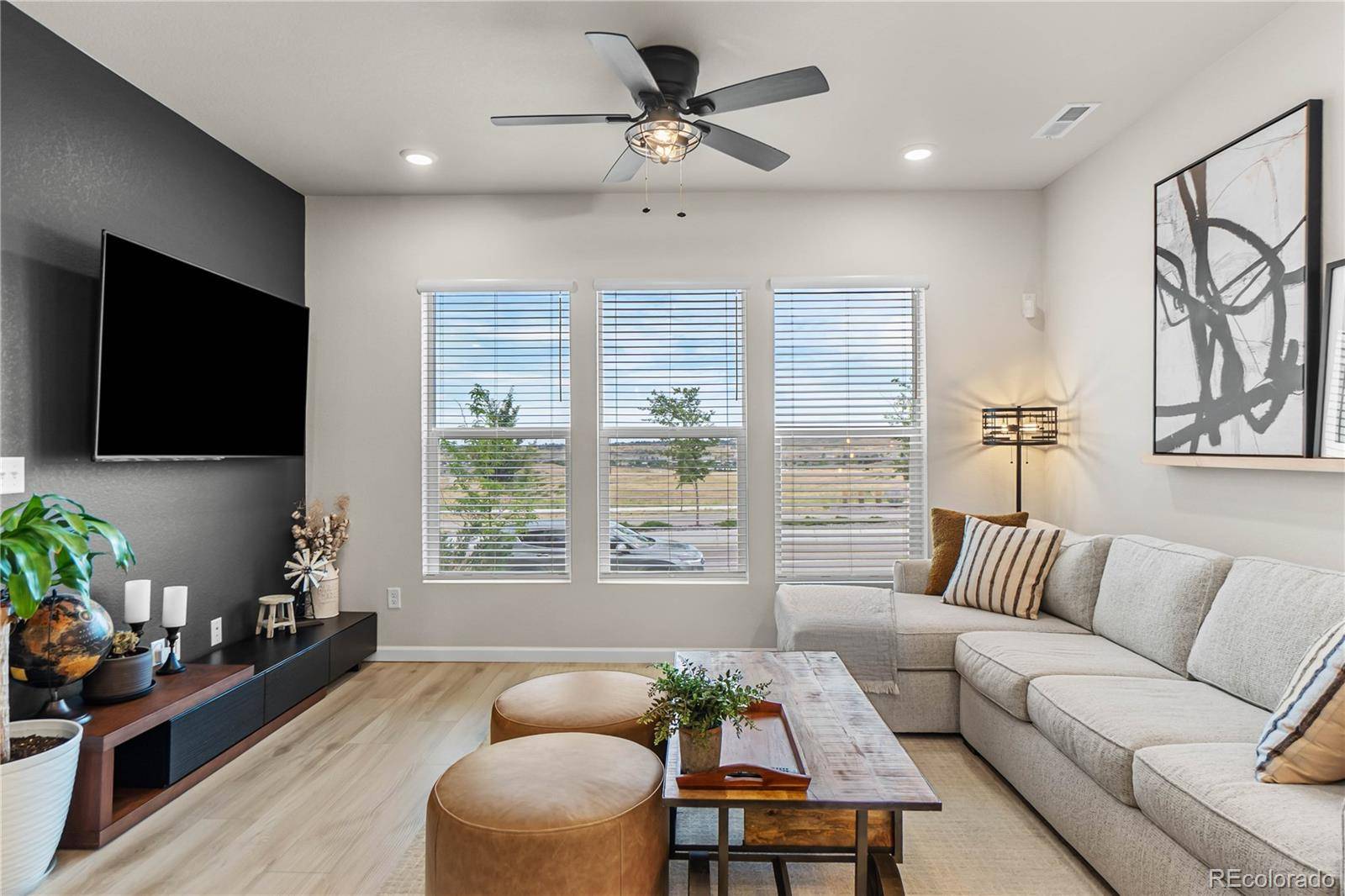 7922 Sterling Ranch AVE, Littleton, CO 80125