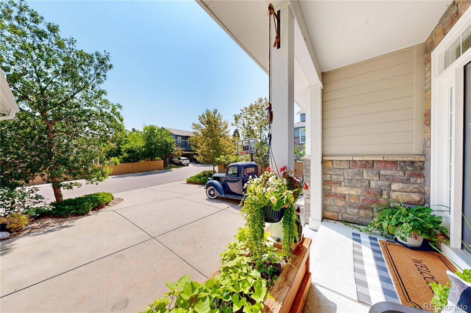 10727 Addison CT, Highlands Ranch, CO 80126