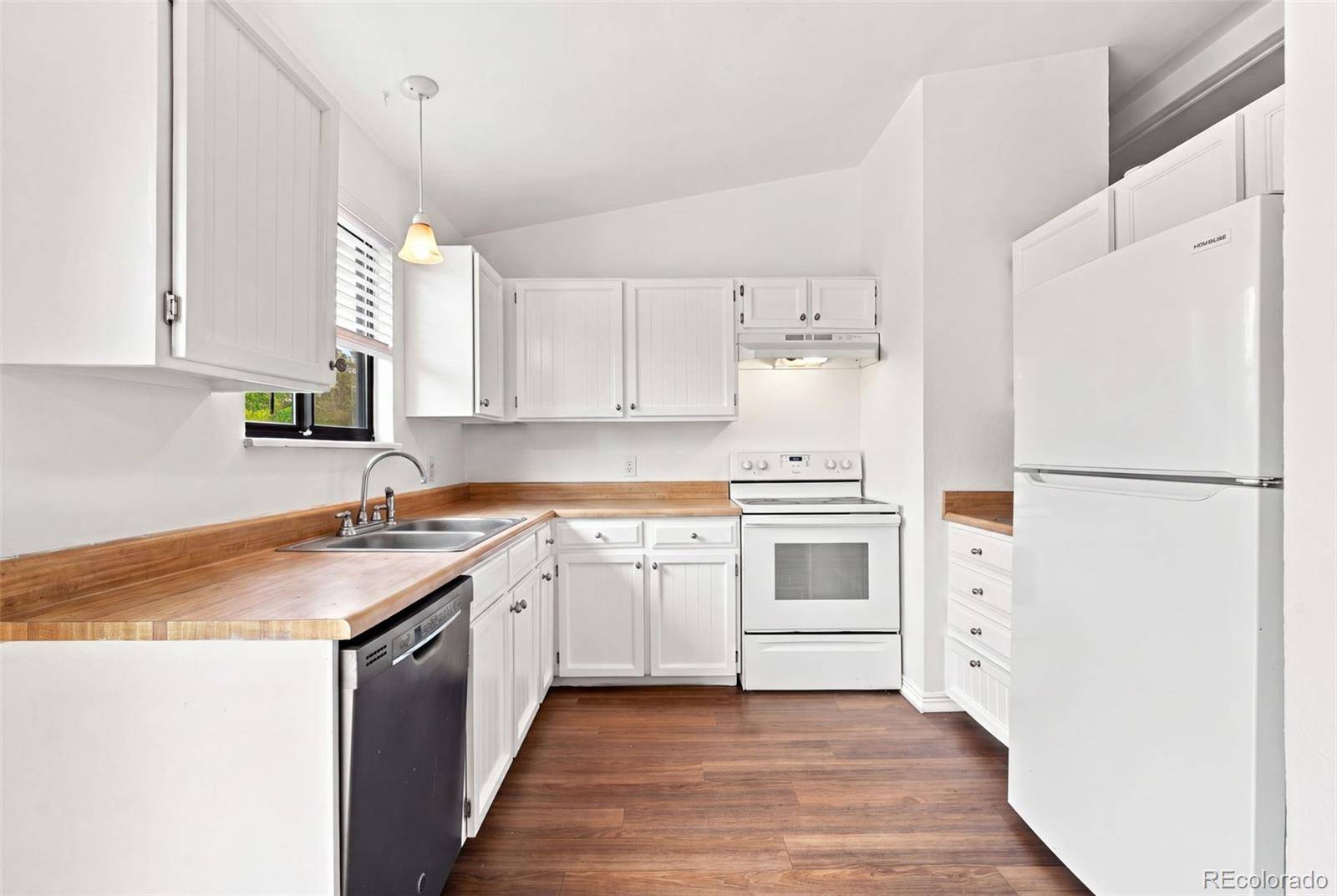 17958 E Oxford DR, Aurora, CO 80013
