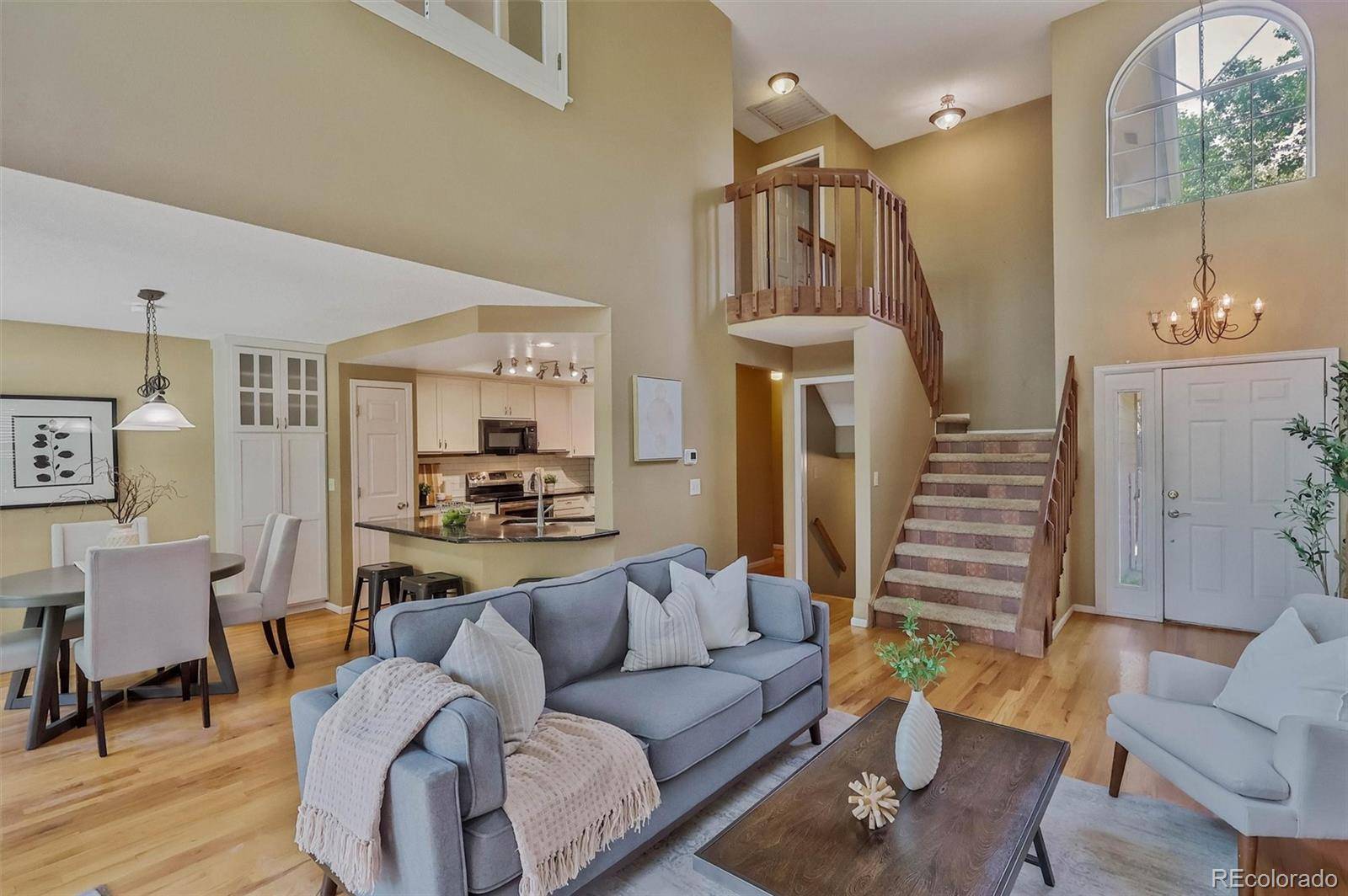 2080 E Phillips LN, Centennial, CO 80122