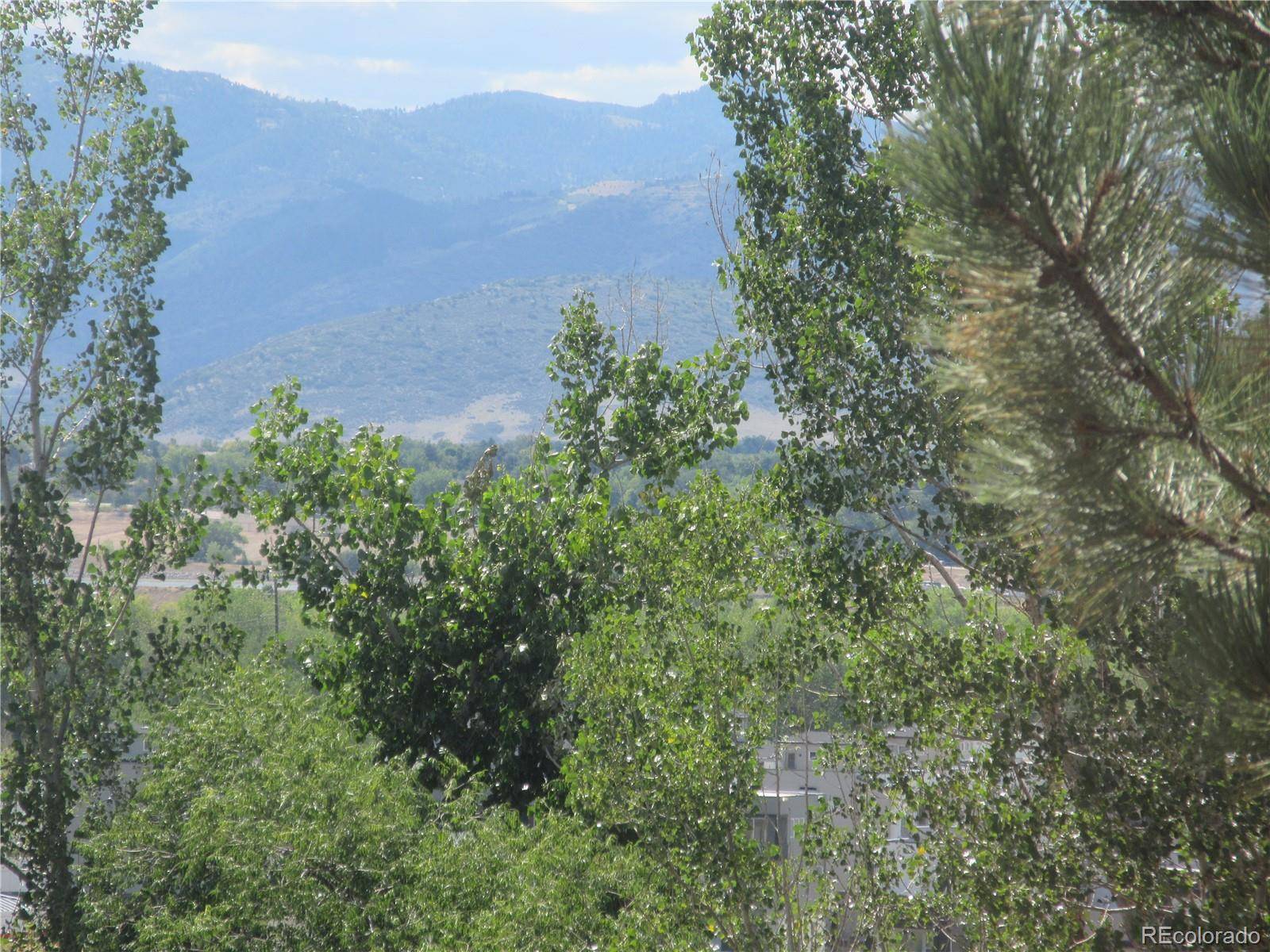 2910 W Long CIR #D, Littleton, CO 80120