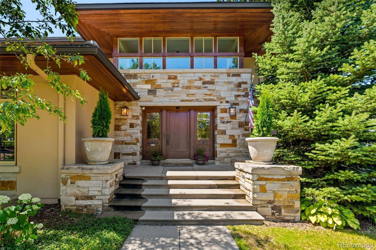 101 S Ash ST, Denver, CO 80246