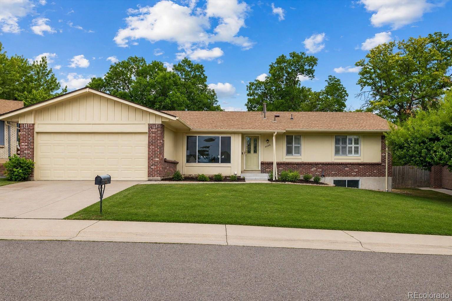 8084 E Oberlin PL, Denver, CO 80237