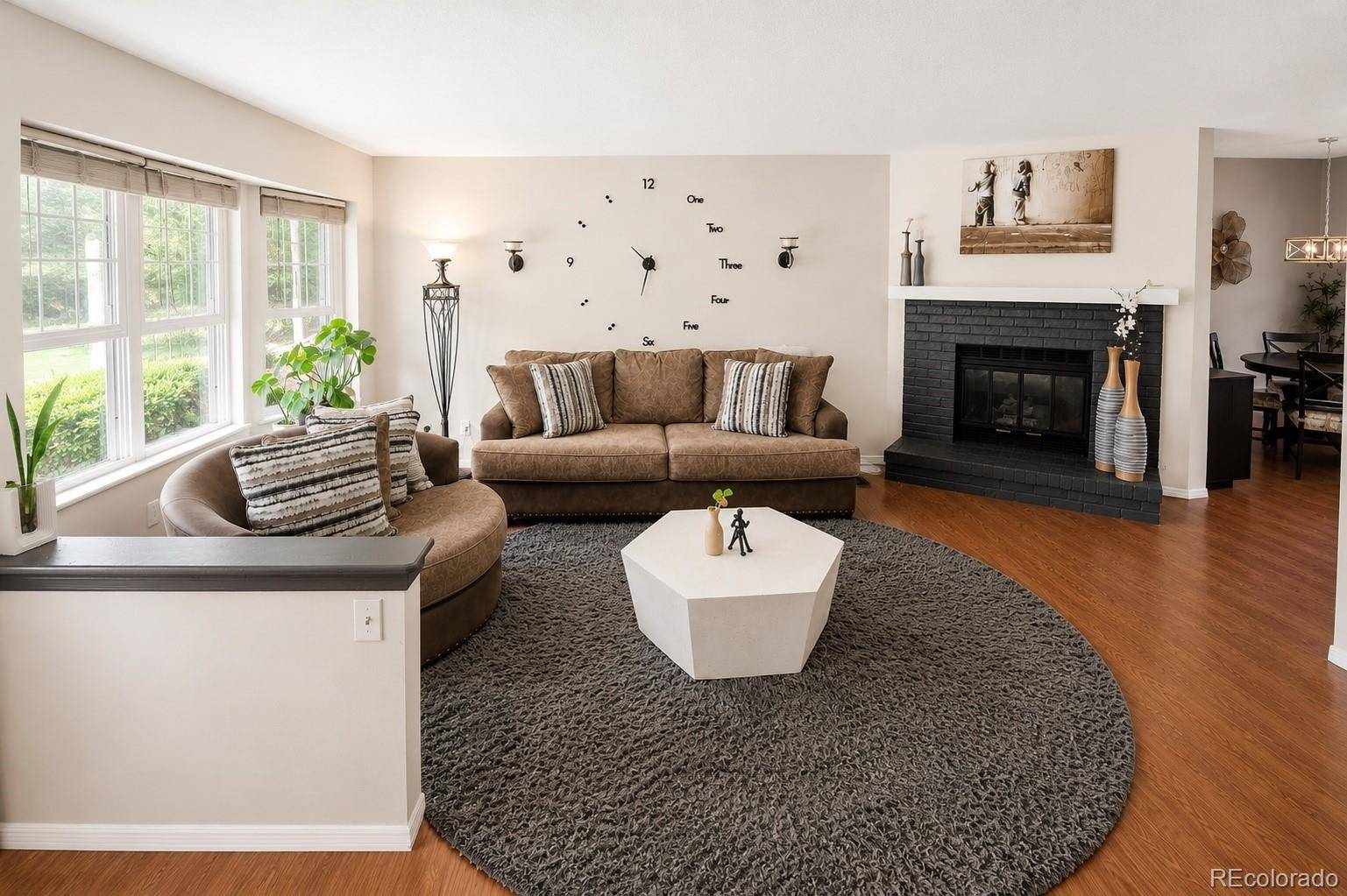 2058 S Balsam ST, Lakewood, CO 80227