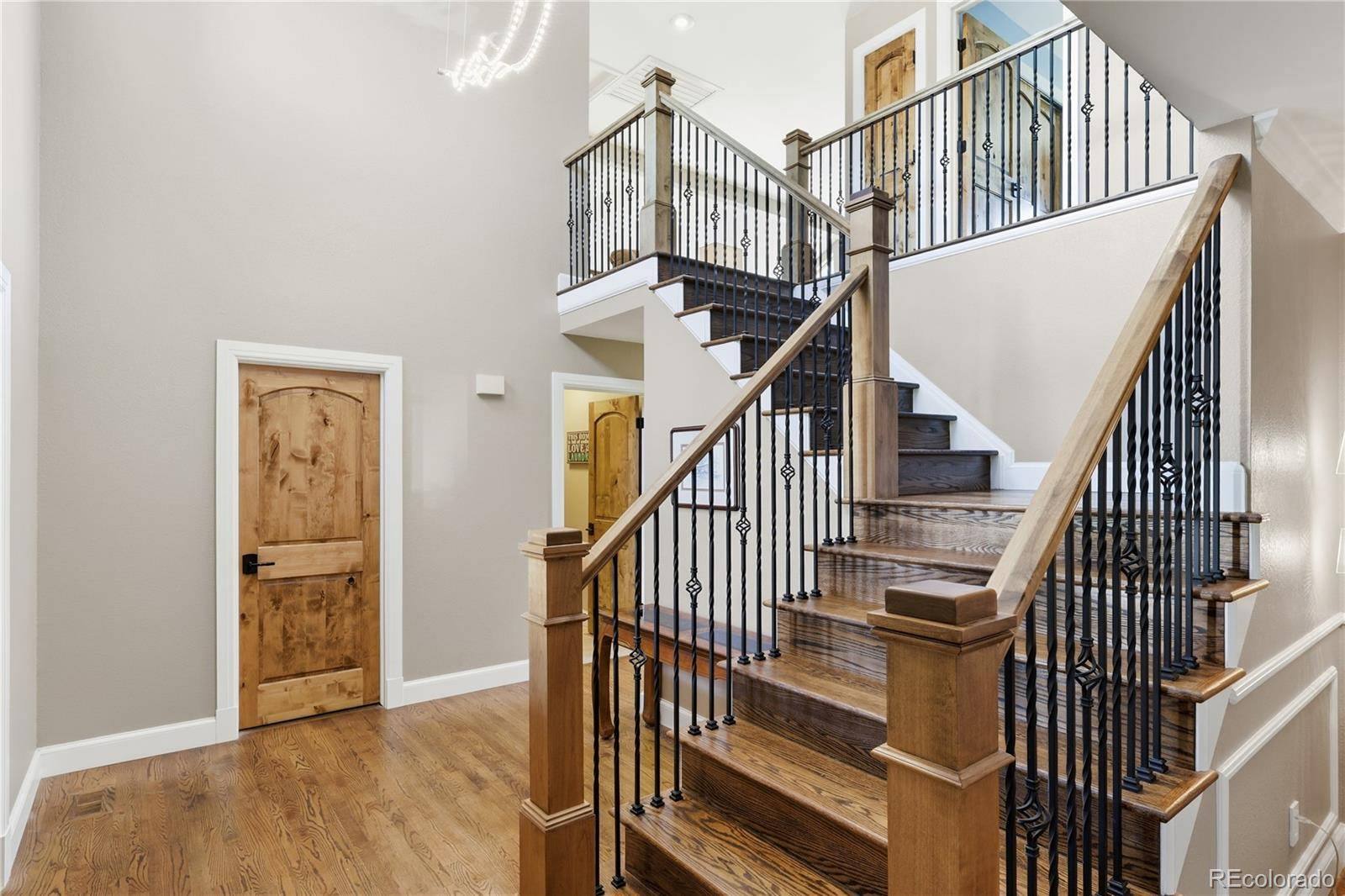 9748 S Ashleigh LN, Highlands Ranch, CO 80126