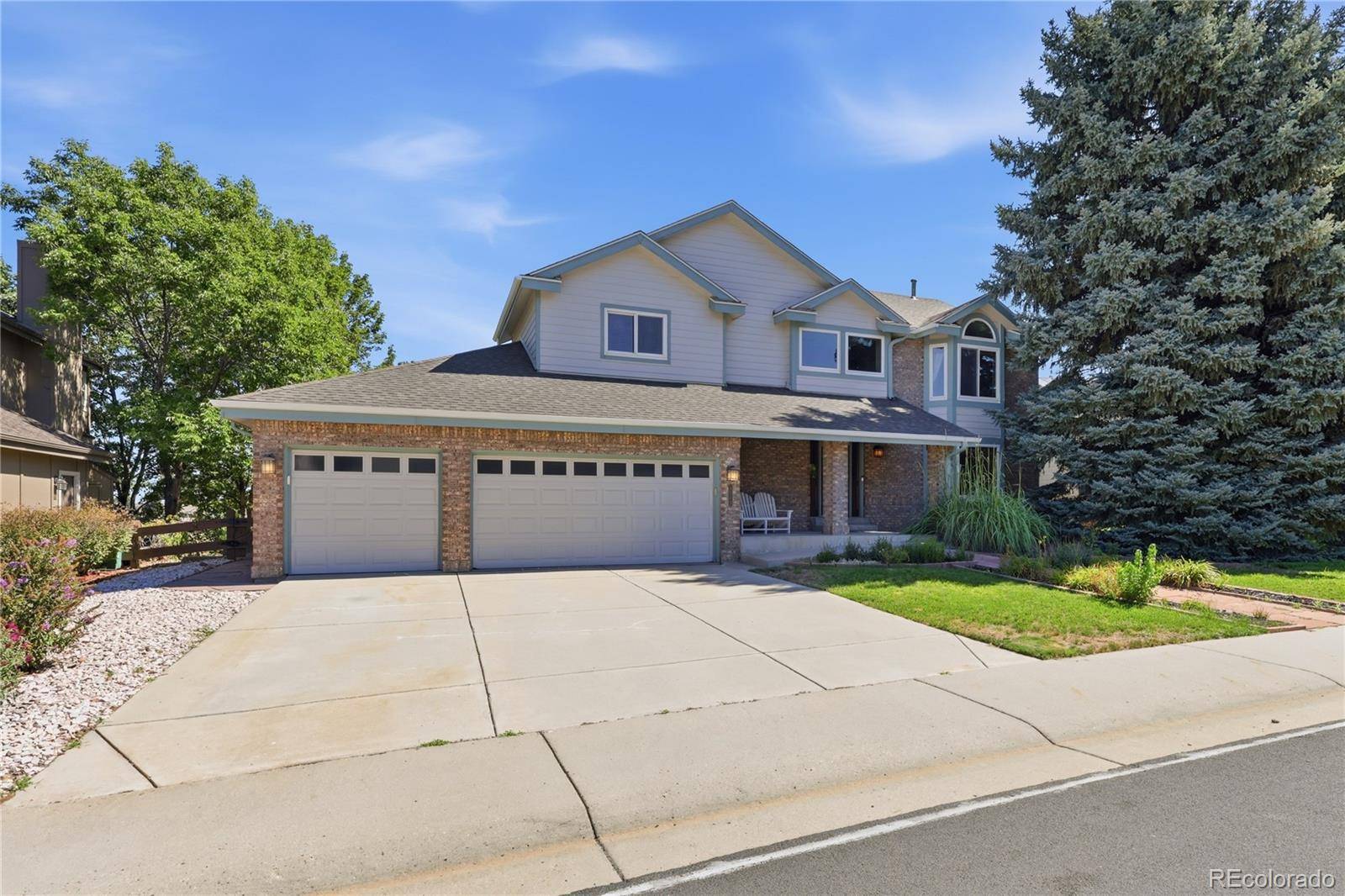 9748 S Ashleigh LN, Highlands Ranch, CO 80126