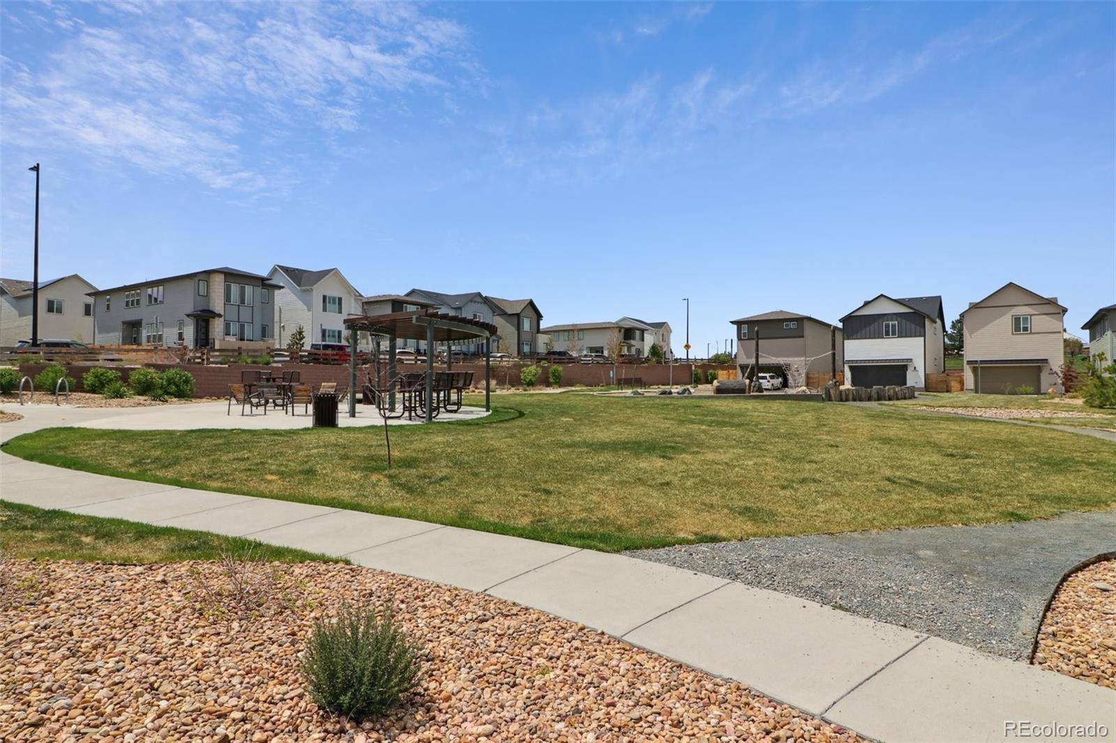 10534 Oncilla LN, Lone Tree, CO 80124
