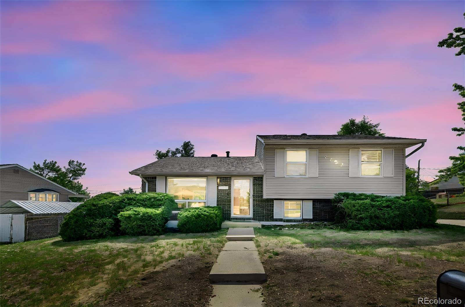7752 Saulsbury ST, Arvada, CO 80003