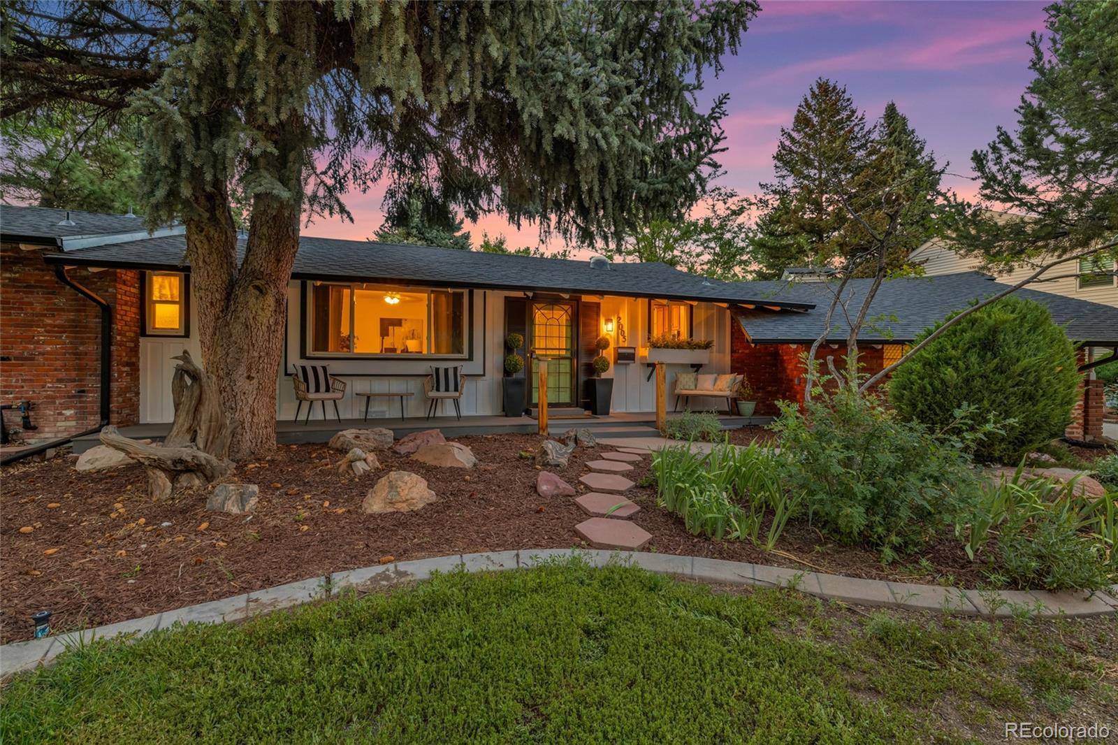 2005 W Davies AVE, Littleton, CO 80120