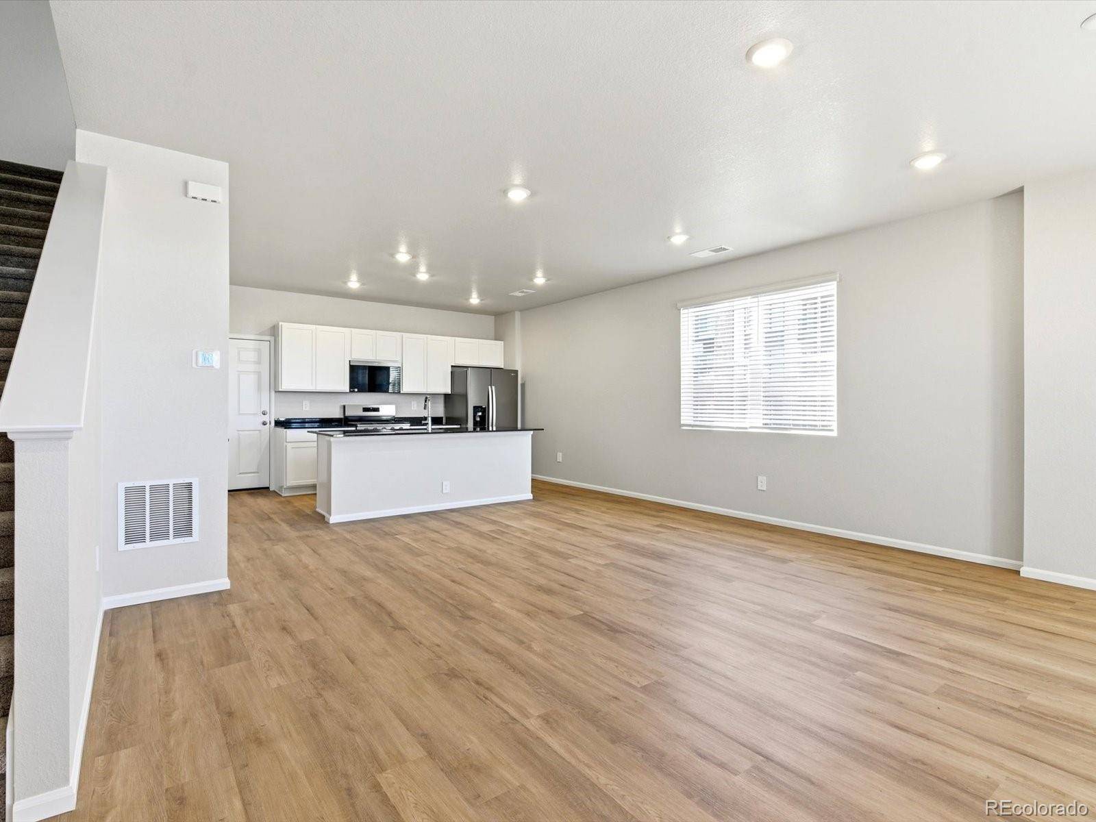 1596 Riverplace DR #5, Windsor, CO 80550