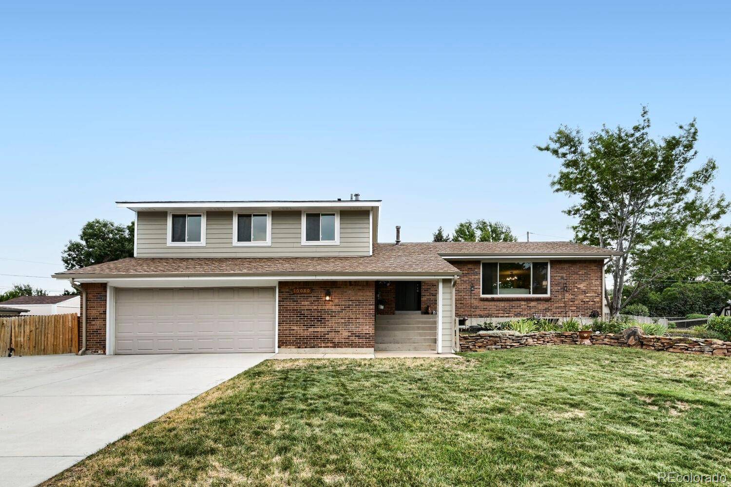 10080 W Warren DR, Lakewood, CO 80227
