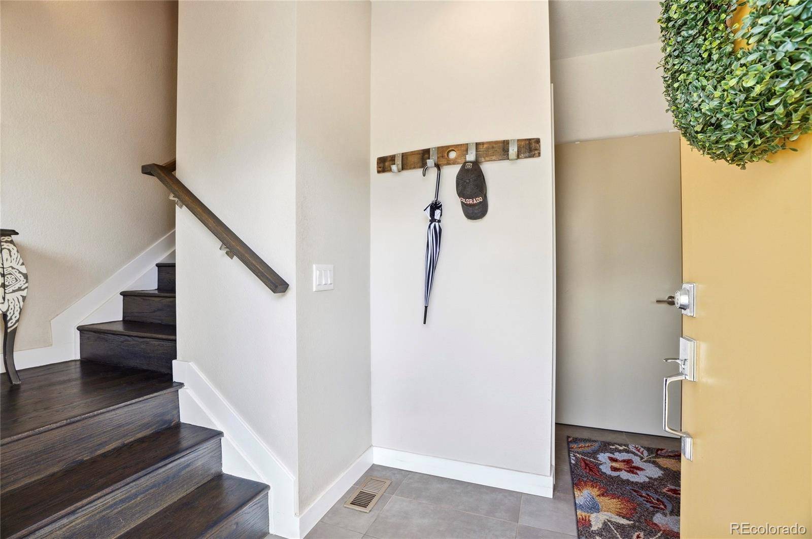 331 E Simpson ST, Lafayette, CO 80026
