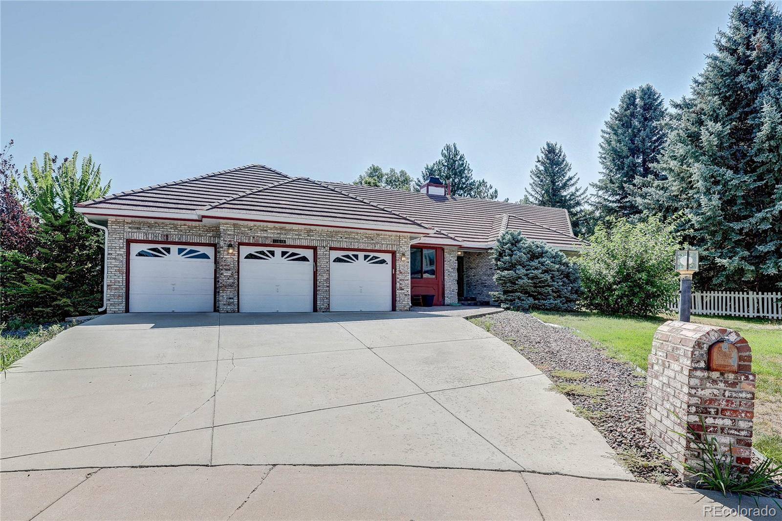 11618 W 74th PL, Arvada, CO 80005