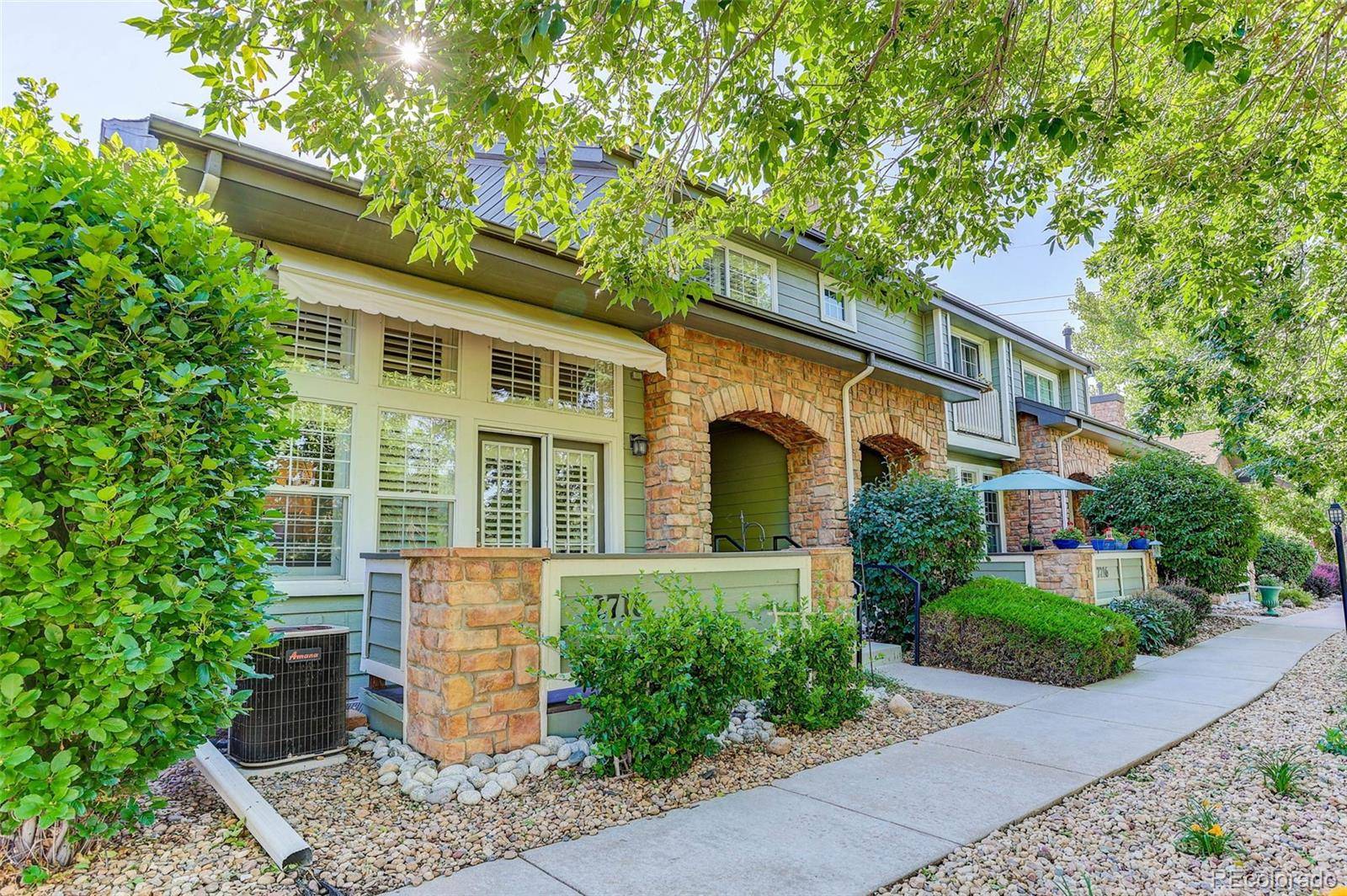 2718 W Greens DR, Littleton, CO 80123