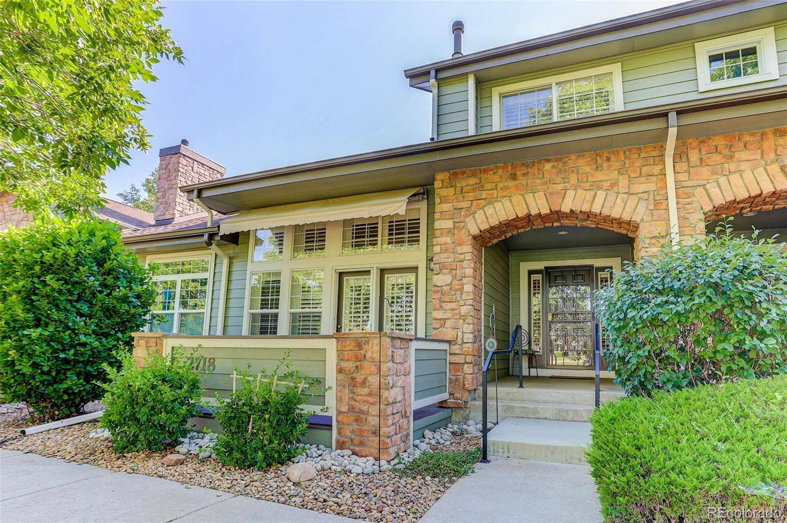 2718 W Greens DR, Littleton, CO 80123